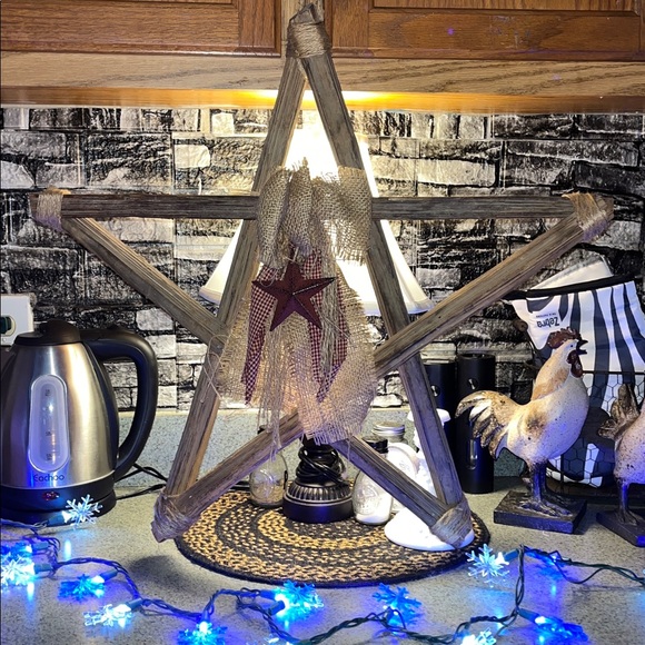 Hangable Rustic Wooden Star Wall Decor/ Handmade by me - Picture 11 of 11